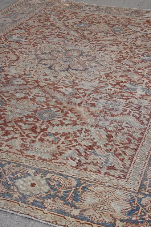 Vintage Heriz Area Rug (7' x 10')